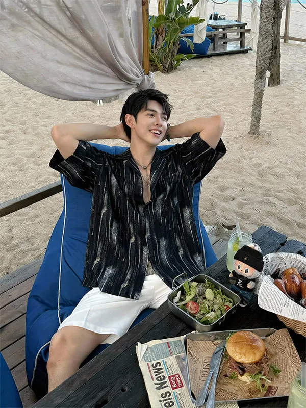 

Hawaii Tie Dye Ice Silk Short Sleeve Shirt Men Summer Lightweight Cool Beach Casual Shirt Trendy Youth Summer Breathable Shirt