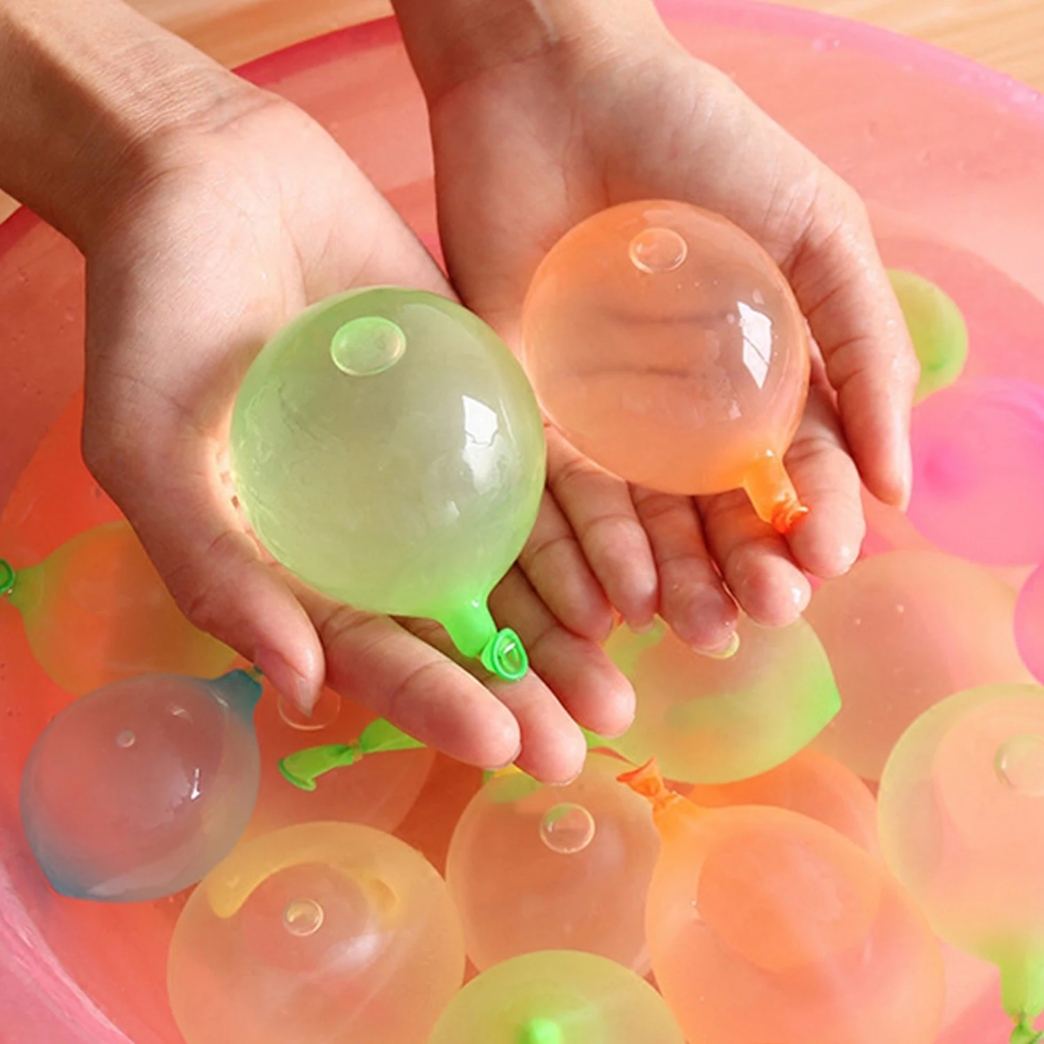 Palloncino per bombe d'acqua di ricarica per bambini 120 pezzi con elastici da 120 pezzi con 1 pezzo strumento di ricarica facile e veloce riempimento acqua giocattolo estivo da spiaggia