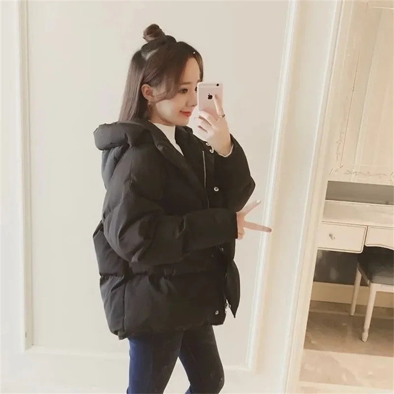 Winter 2024 Puffed Cotton Jacket Women\'s Trendy Korean Style Loose-fit Cropped Student Padded Jacket Warm Women\'s Coat