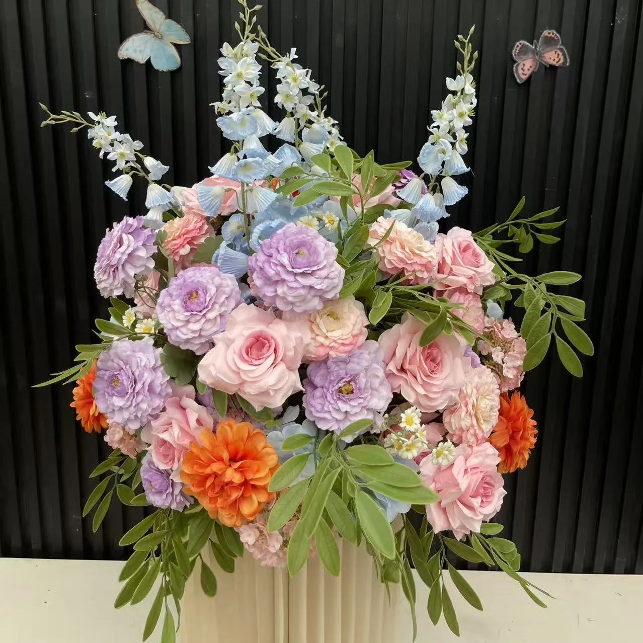 White Pink Artificial Flower Wedding Decoraiton Table Centerpieces Flower Ball Road Lead Floral Arrangements Party Props image 3