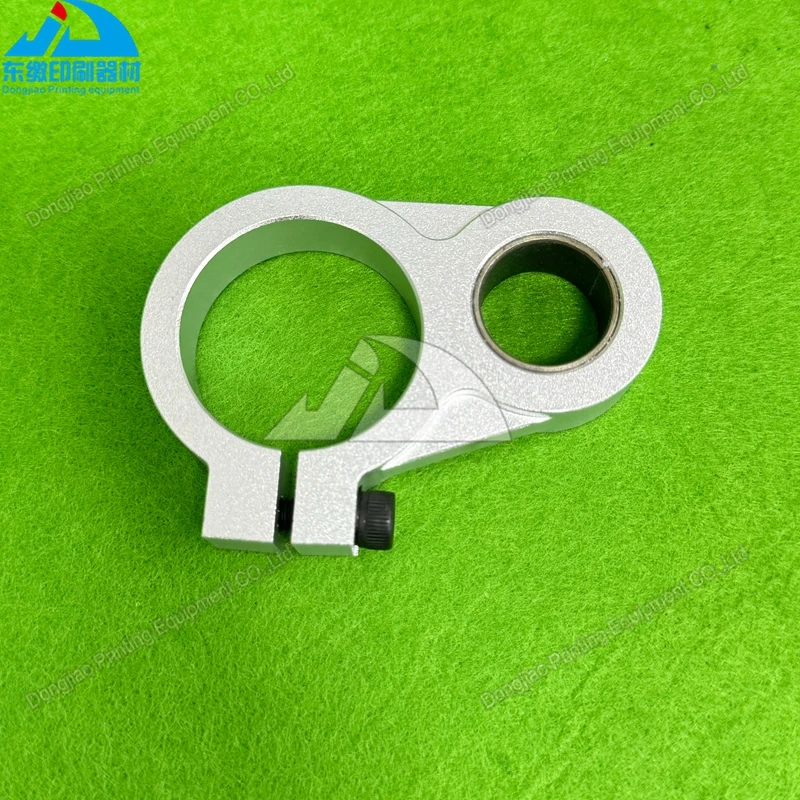 

Корпус подшипника (1 шт.) для Mitsubishi D3000 V3000 3F