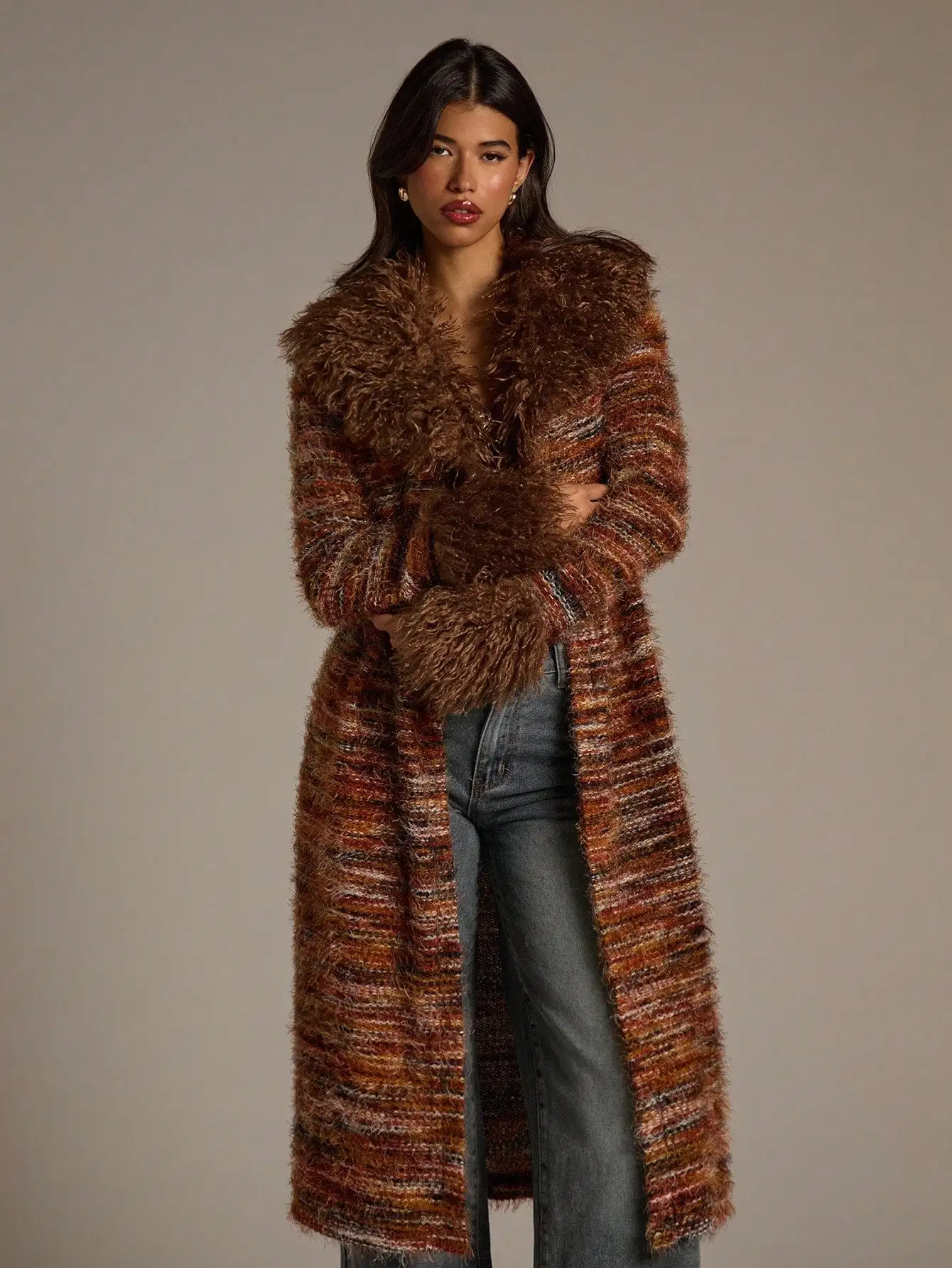 

Женский длинный кардиган в богемном стиле с воротником и манжетами из искусственного меха, осенне-зимняя верхняя одежда