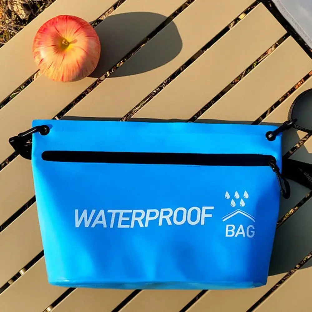 

Large-capacity storage Waterproof storage bag Splash Water Resistant Zipper Closure Waterproof Dry Bag Durable Floating Design