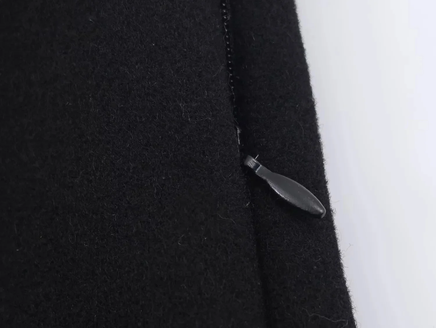 KONDALA 2025 Fall Winter Faux Fur Patchwork Women Black Casual Shorts Fashion Christmas Elegant Zip Up Ladies High Waist Shorts