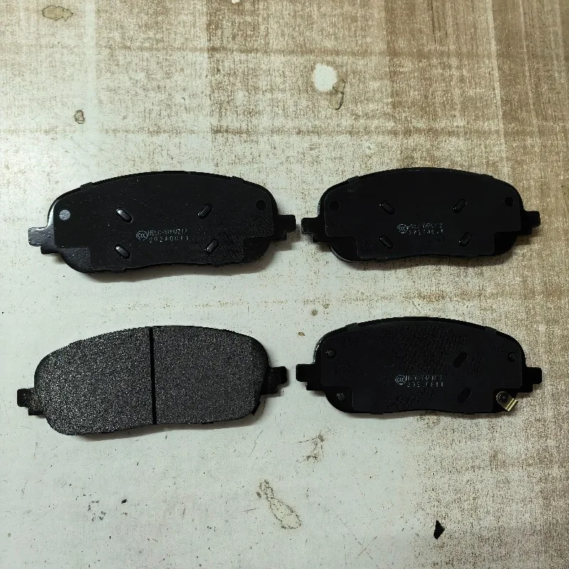 4PCS/SET Front Brake Pads for LYNK & CO 09 PHEV（MUST SHOW ME CAR VIN）