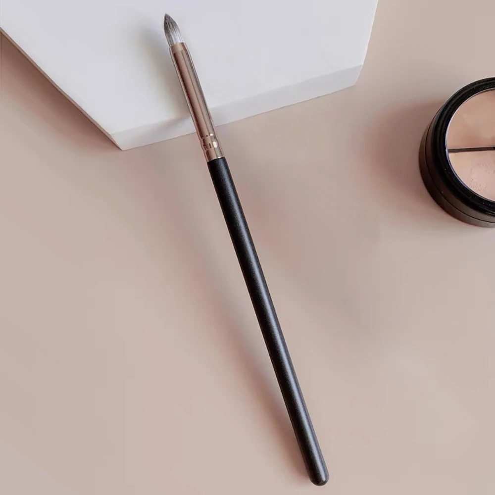 Pincel corretivo com ponta de lápis, padrão decree, saco de olho lacrimal sulcus, círculos escuros sob os olhos, pincel corretivo preciso pequeno