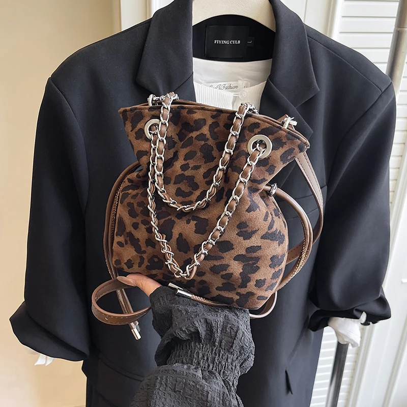 

2025 Autumn Winter New High Quality Faux Suede Shoulder Bags Hasp Popularity Retro Stylish Design Women's Crossbody Bags