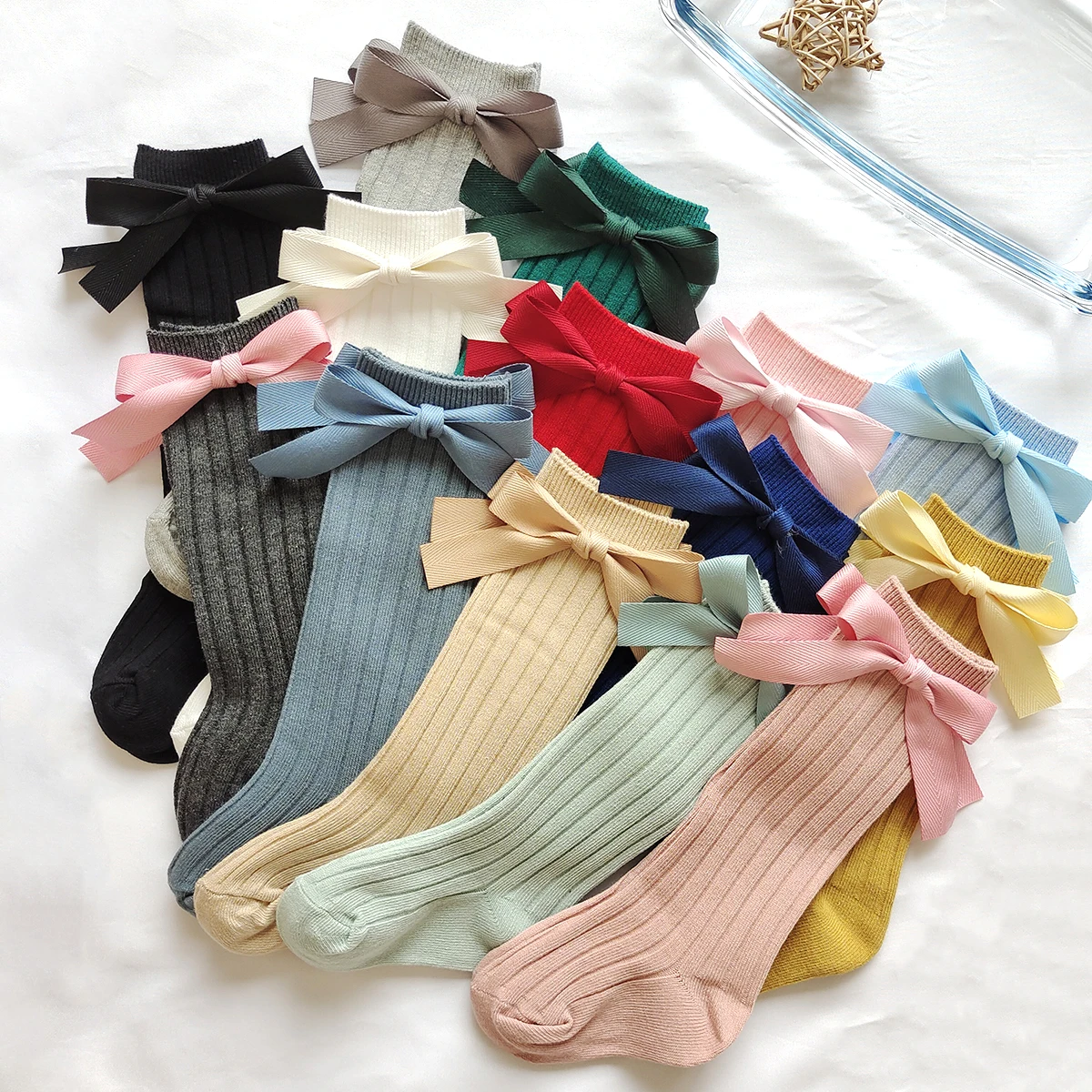 جديد الصغار الفتيات جورب طويل القوس الكبير الأميرة نمط الاطفال جوارب طويلة إلى الركب للطفل القطن تنفس الأطفال جورب المدرسة #4