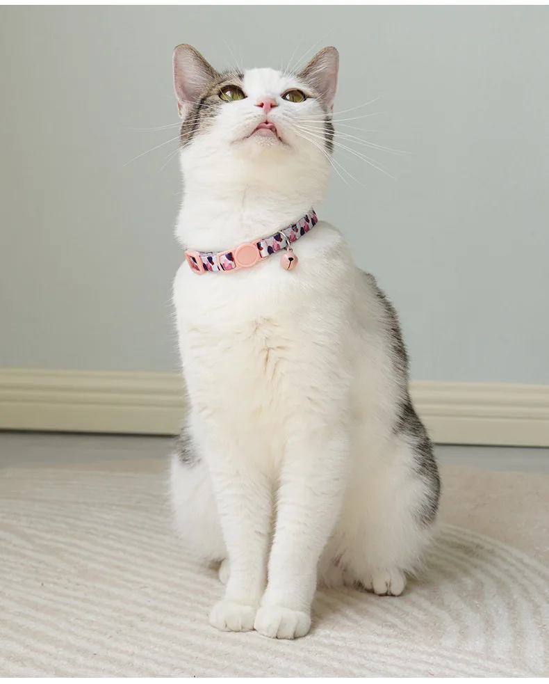 1Pc Colorful Cute Bell Collar Adjustable Buckle Cat Collar Pet Supplies Footprint Personalized Kitten Collar Small Dog Accessory