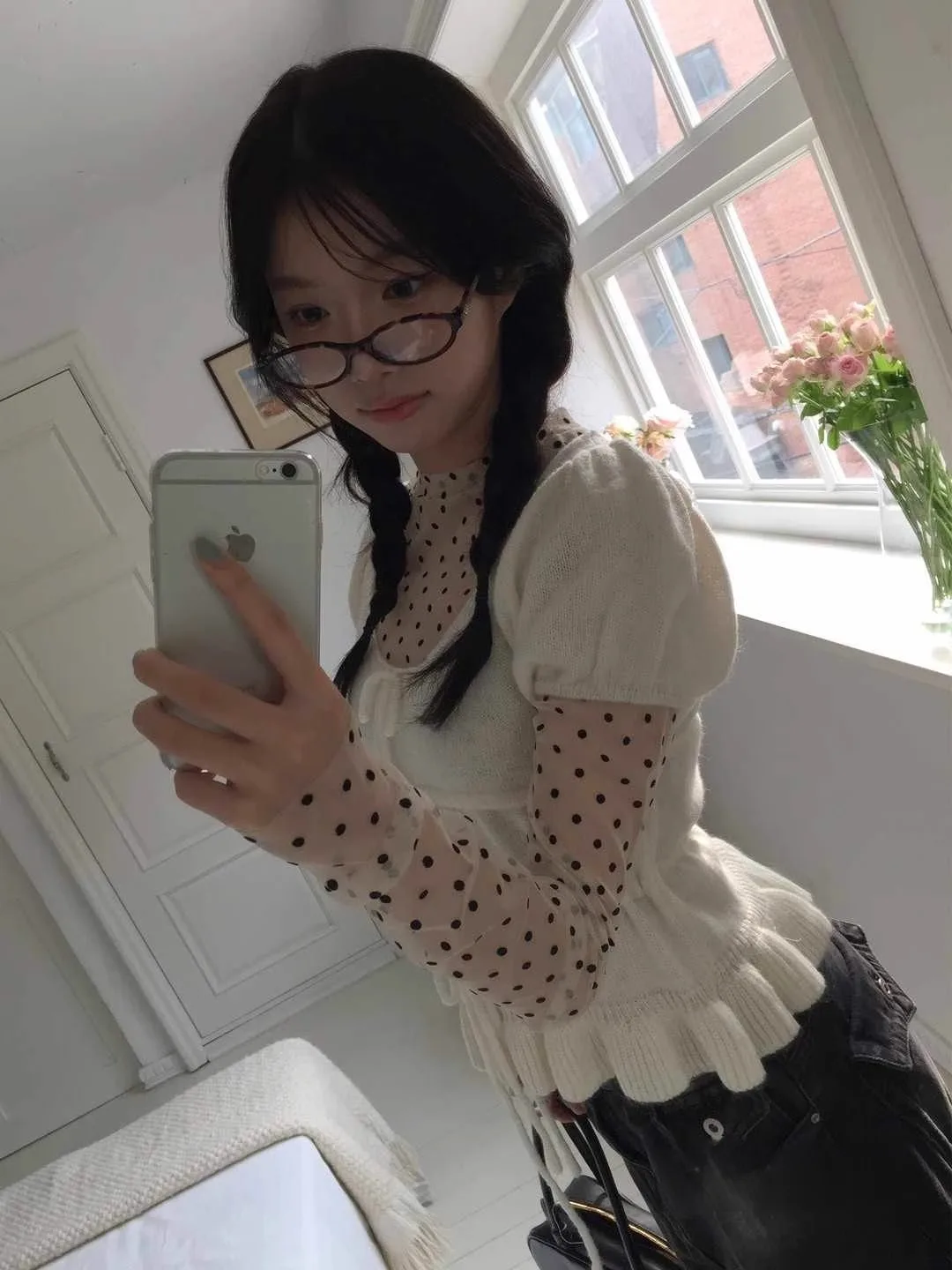 Unique SEI Korean Sle Sweet Desire See tough Polka Dot Me Slimming Base T irt round Ne Long Sve Commute Sle