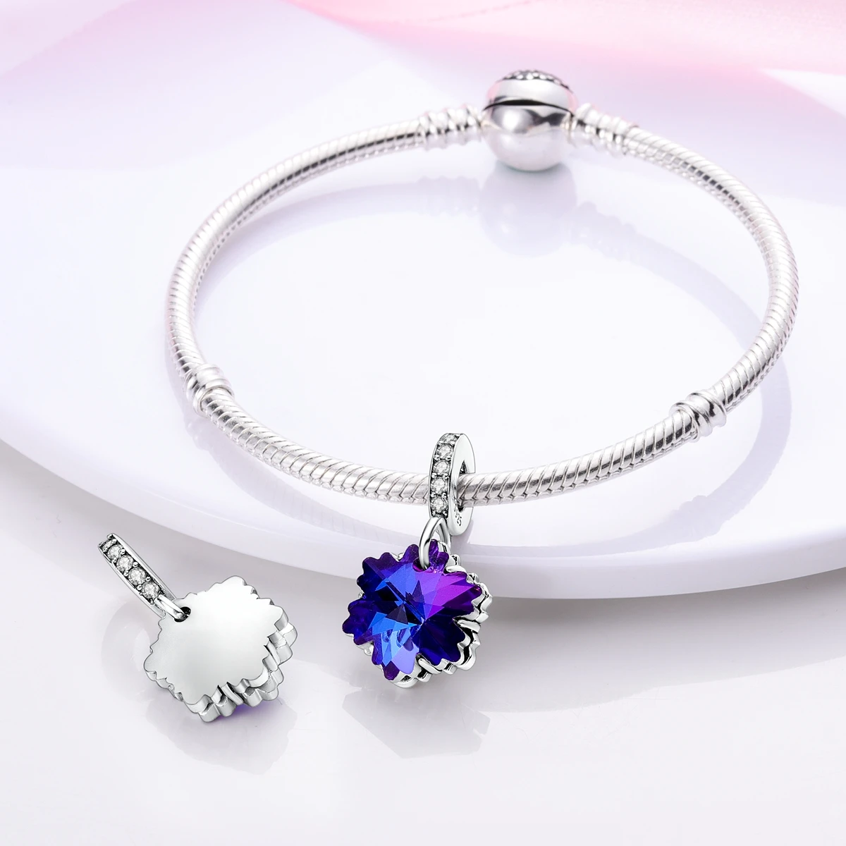 Hot 925 Sterling Silver Snow Daisy The Four Seasons Series Charms Pendant Beads Fit Original Pandora Bracelets DIY Jewelry Gifts