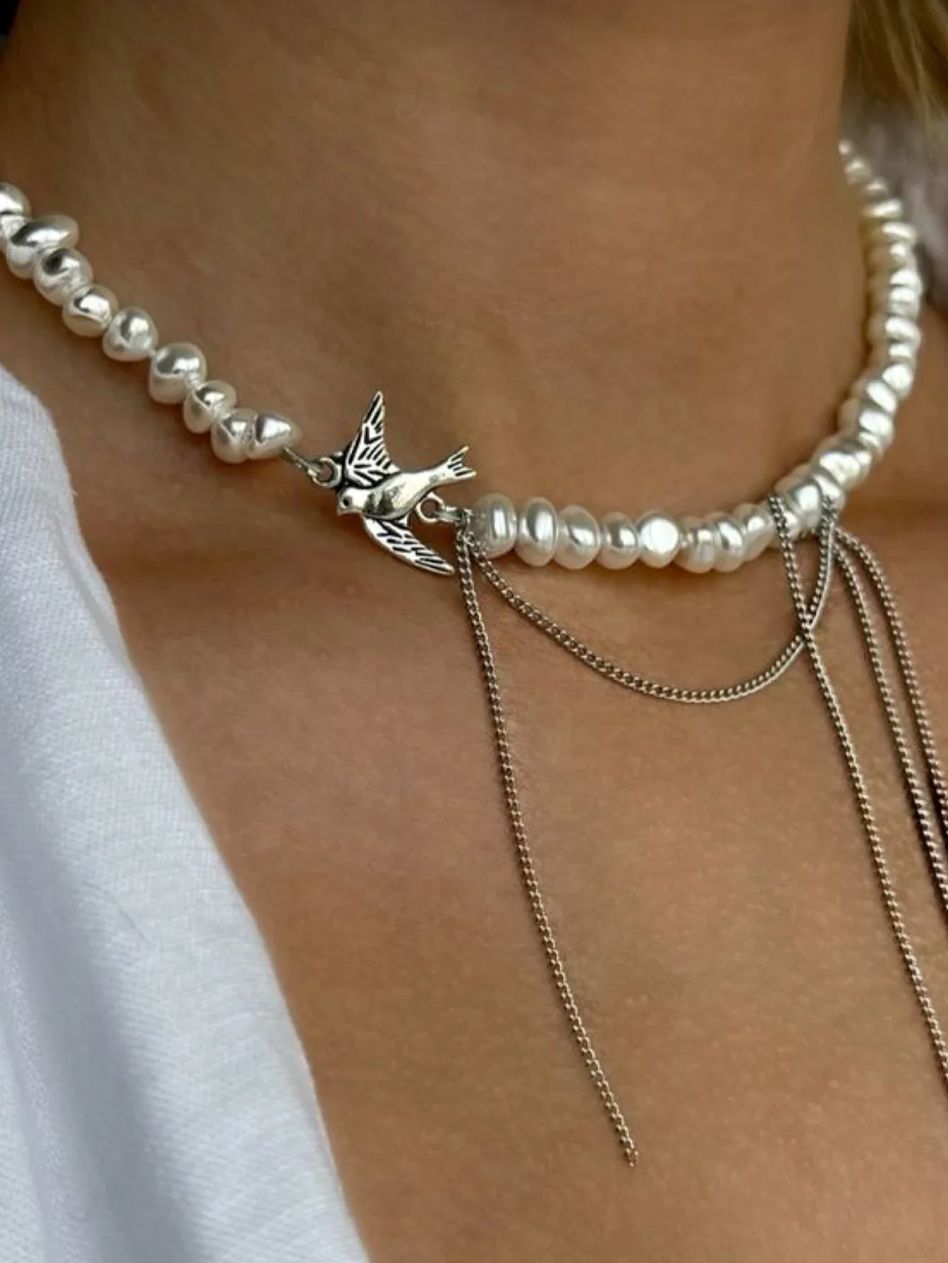 

Antique Silver Peace Dove Pendant Baroque Pearl Choker, Multi-strand Adjustable Tassel Chain Layered Necklace, Bohemian Irregular Pearl Neck Accessory For Party Streetwear Outfit Matching