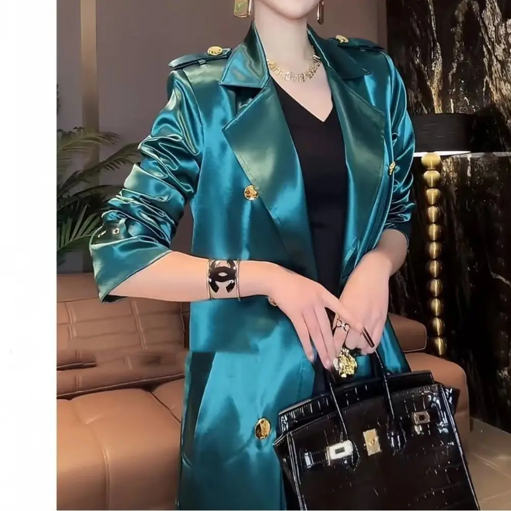 

French Fashion Square Buckle Hot Diamond Temperament Suit Collar Long-Sleeved Jacket Women's 2025 Autumn New Long Tench Coat
