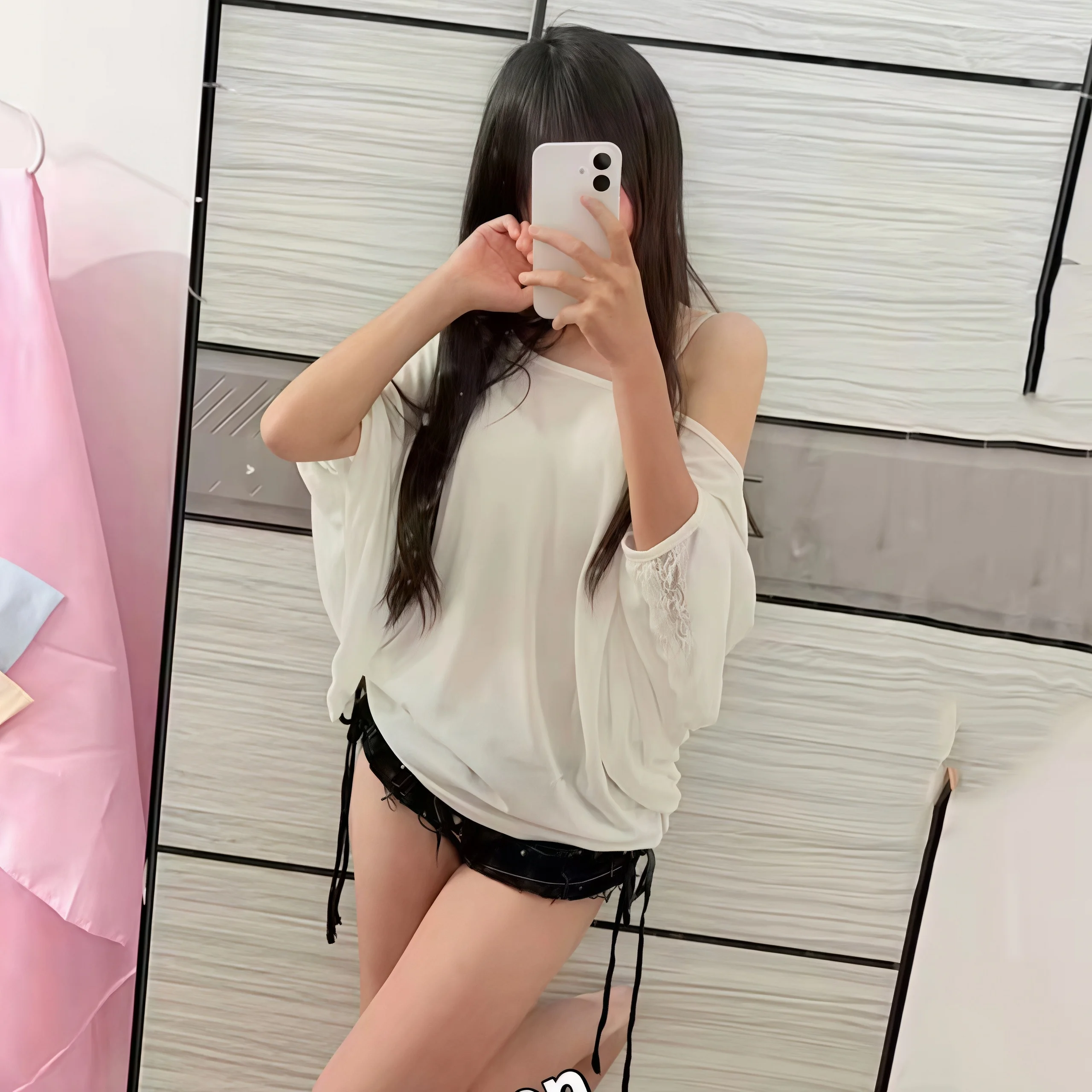 Damen Off-Shoulder Loses T-Shirt mit Dolman-Fledermausärmeln, Spitzenmanschette, transparentem Strick und schrägem Ausschnitt, lässiges Oversized-Oberteil für Damen. – Detail 4