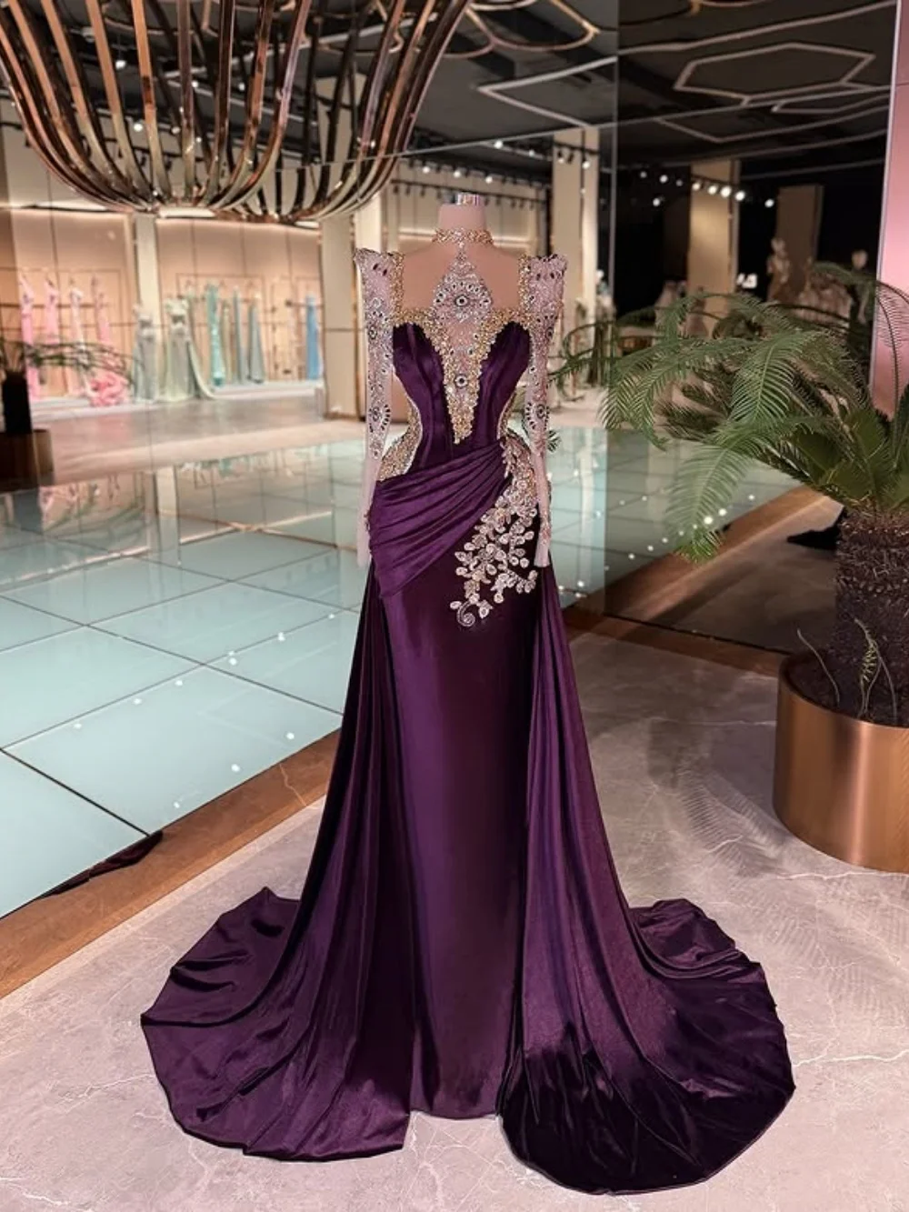 

Romantic Purple Evening Dress Classic Long Sleeved Evening Gown Charming 3D Flower Crystal Floor Length Party Gown Customized