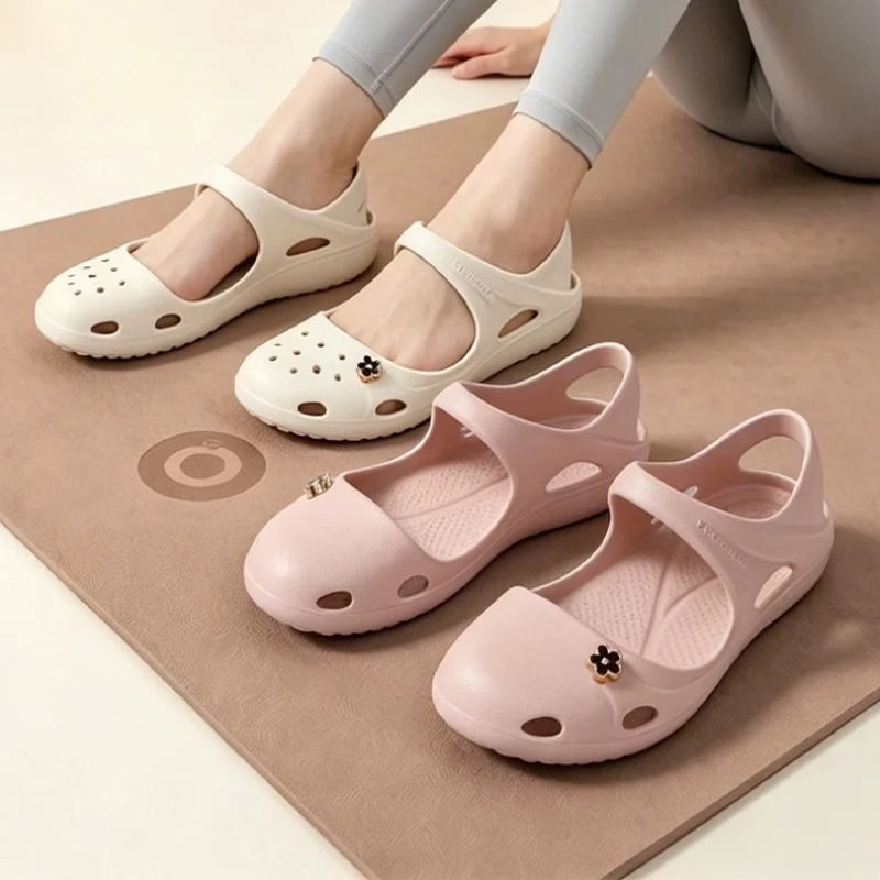 Women Lightweight Breathable Daily Flats, Summer Perforated Stylish Shoes, Silent Non‑Slip Comfortable for Walking Shopping Outd