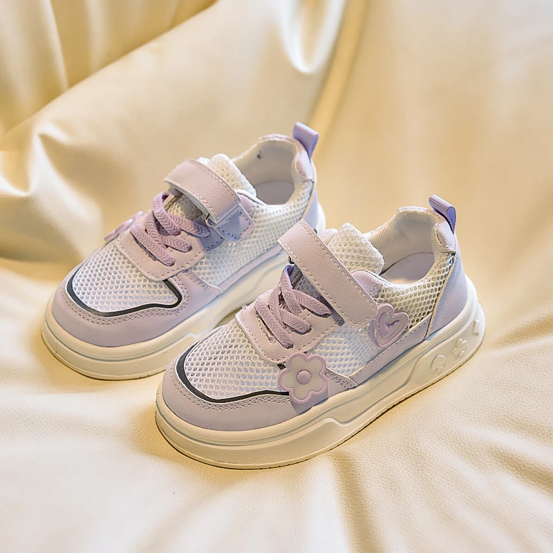 

Студенческая спортивная обувь с кружевными бантиками, милая повседневная обувь для девочек, дышащая сетка, новинка 2025, детская обувь принцессы, мягкая удобная обувь
