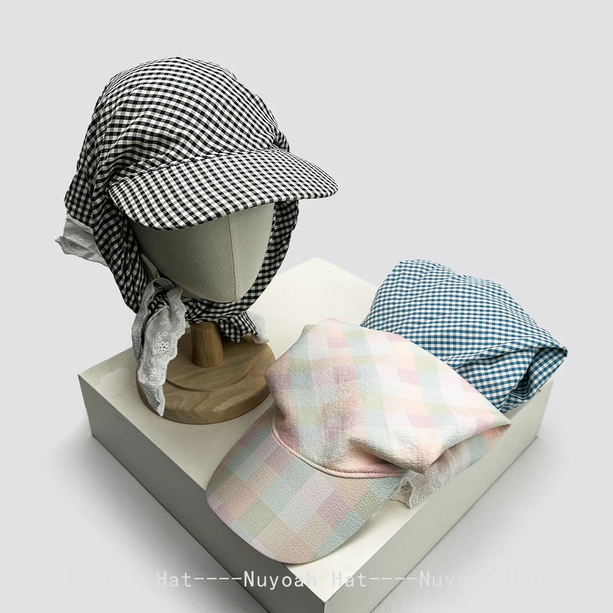 

New Women Korean Sweet Plaid Lace Visors Hats Sunshade Retro Versatile Casual Peaked Caps Niche Fashion Outdoor Pastoral Style