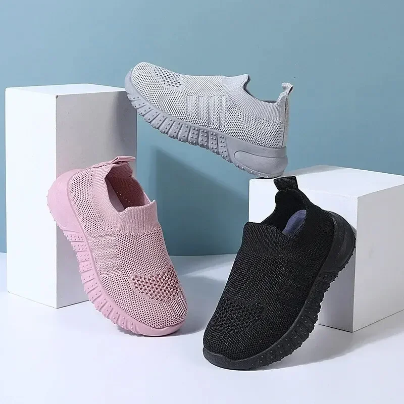 Solid Color Breathable Knitted Sports Shoes For Children Aged 1-8 Slip-on Casual Shoes Cross-border Explosion Style