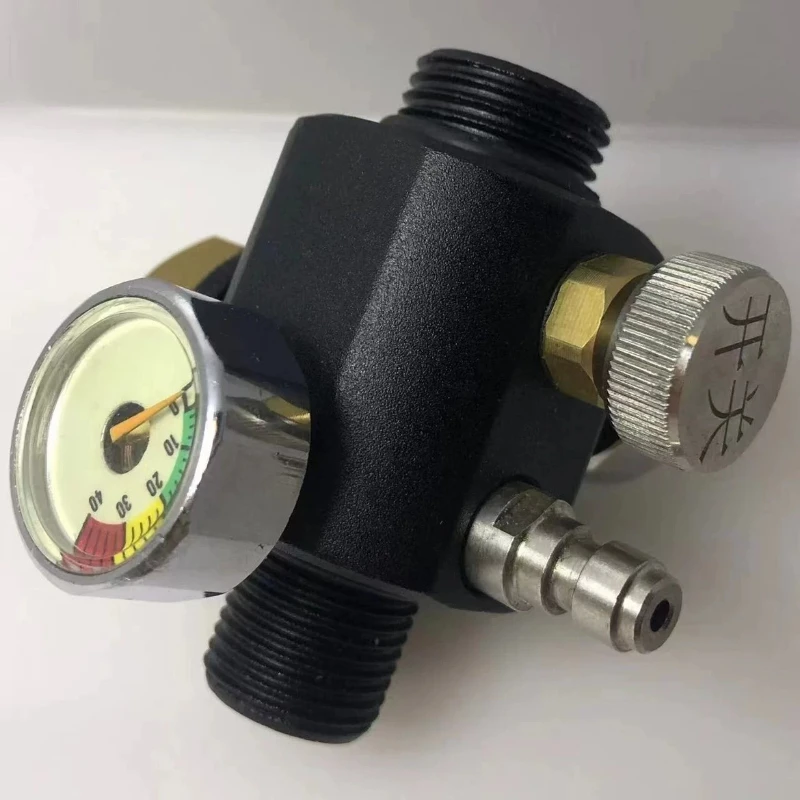Constant pressure valve large screw pressure regulating and reducing valve external adjustment double meter, valve with pressure