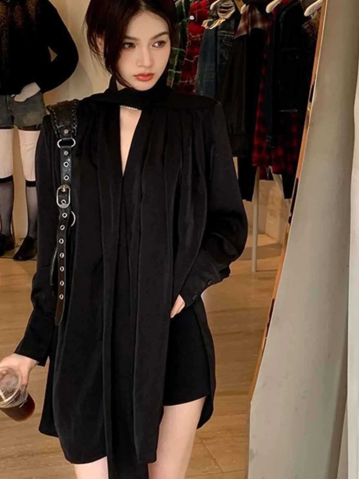 

Ele Satin irt Dr Ne Hanging V-ne Waist Cinching Long Sve Commute Sle Высококачественный женский Dr с высокой талией