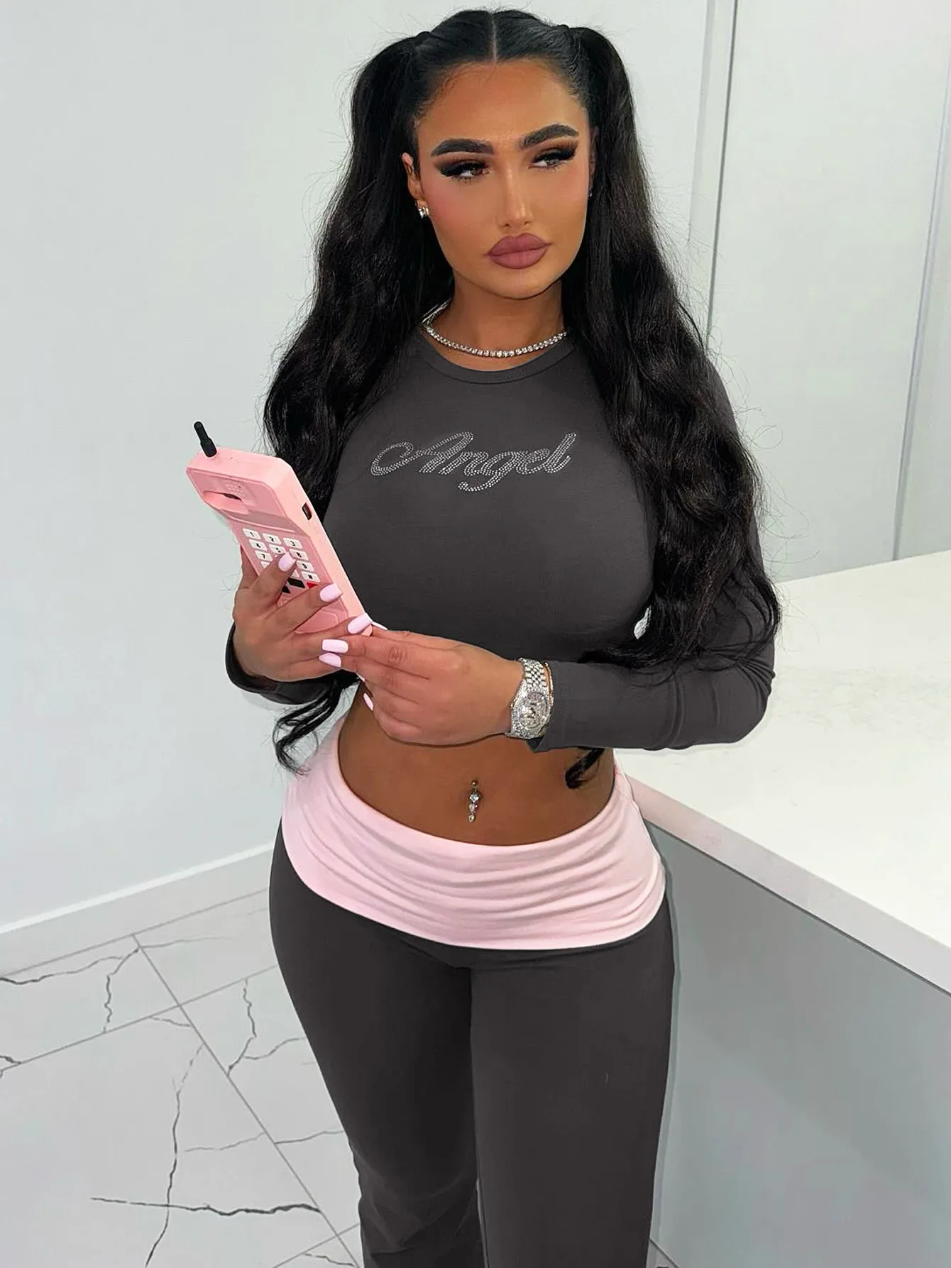 Hugcitar Fashion 2 Piece Sets Letter Sequined Long Sleeve Sexy Crop T-Shirt Patchwork Flare Pants Women Outfits Streetwear Party