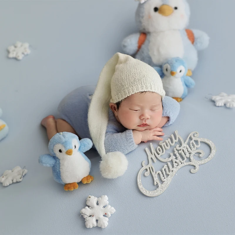 مجموعة ملابس Penguin Baby Theme مع لعبة قطيفة متطابقة، بدلة قفز لطيفة للأطفال لالتقاط الصور وهدية استحمام الطفل
