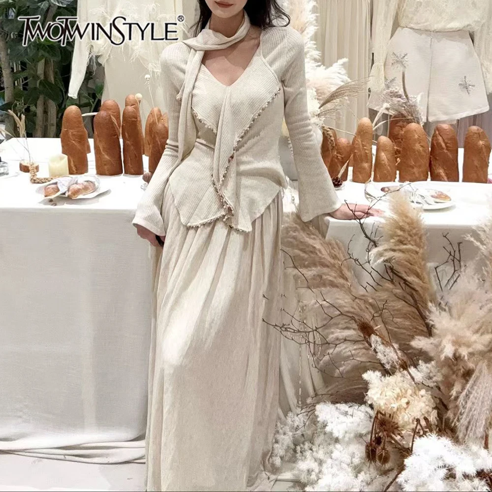 

TWOTWINSTYLE Apricot Spliced Lace Up Sweater Female V Neck Long Sleeve Slimming Gentle Intellectual Women's Sweaters Autumn New