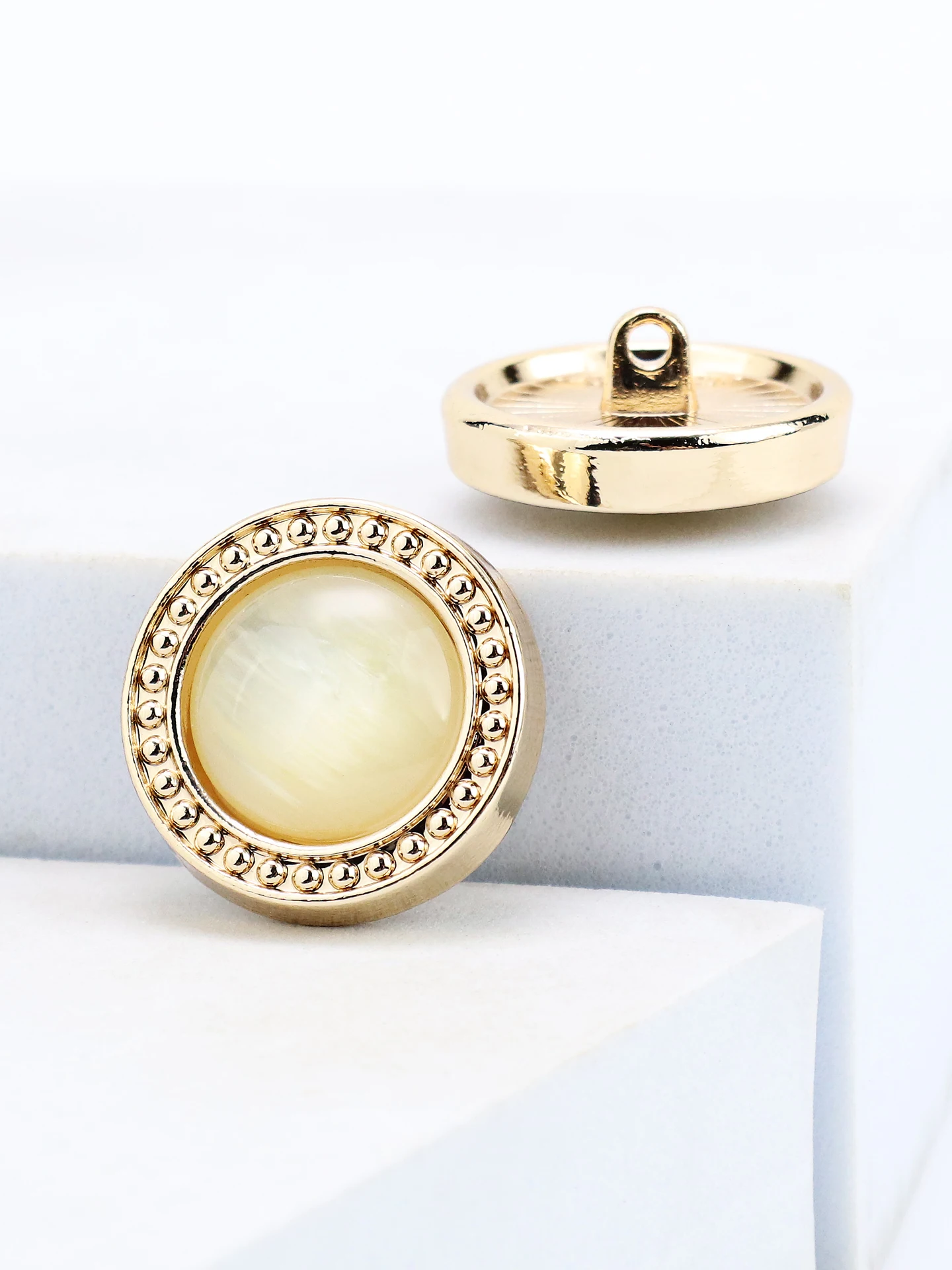 

Пуговицы Pearl Eye для рубашек, курток, свитеров, высококачественные металлические и смоляные пуговицы от бренда JIANAN Home Fabric.