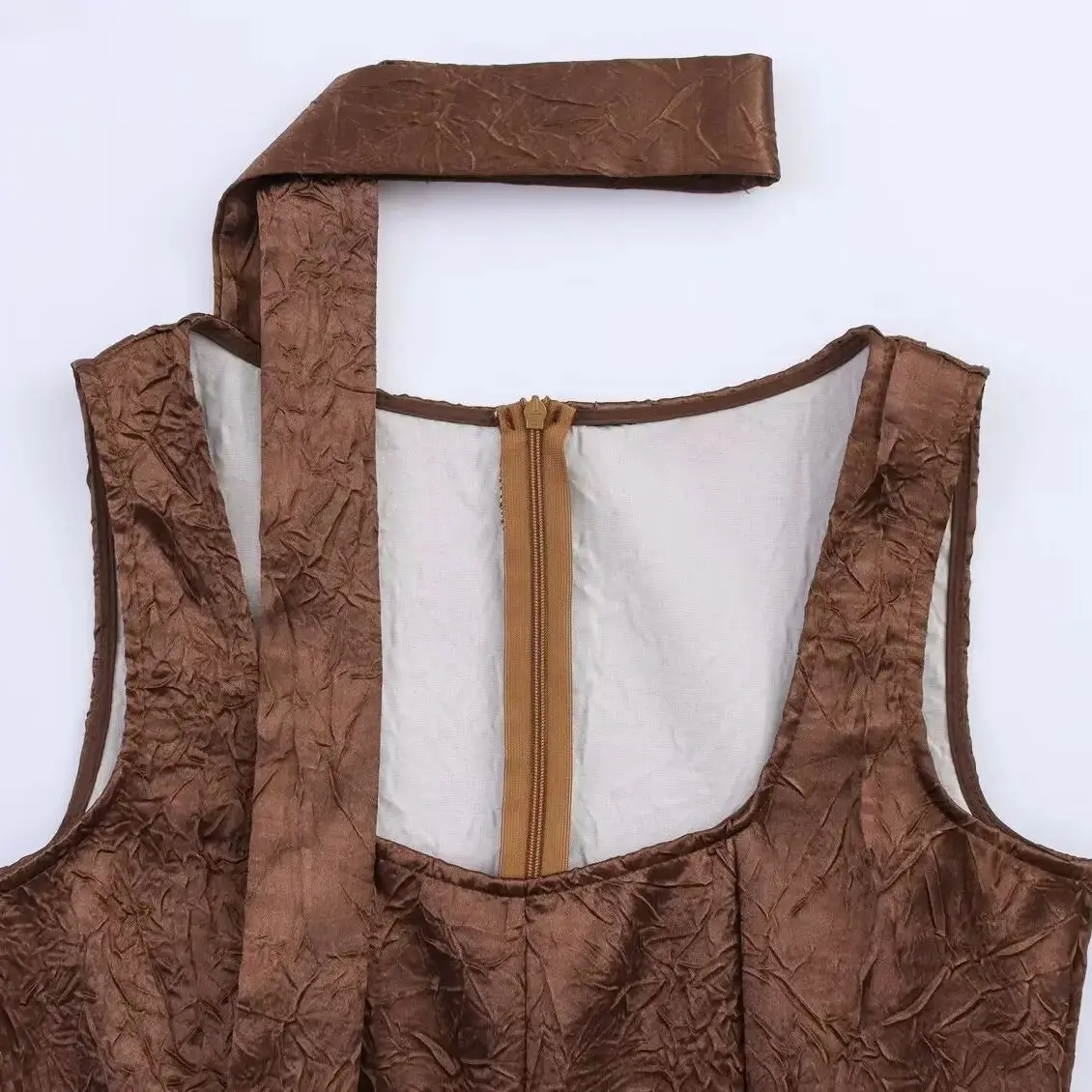 2025 vintage café rugas cetim vestido sem mangas com fita cachecol feminino gola quadrada cintura fina balanço longo vestidos de tanque robe