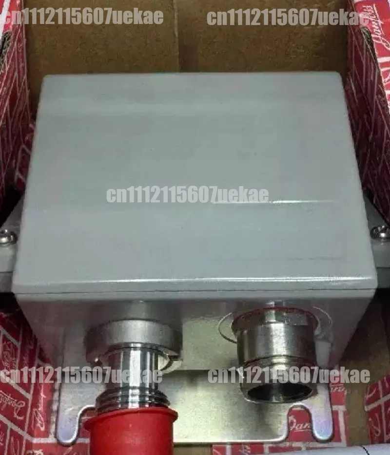 For Original New Danfoss EMP2 084G2107 Pressure Transmitter 0-6bar 4-20mA