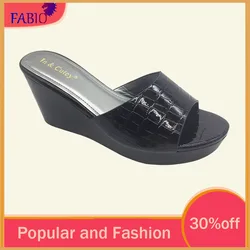 African Mom's Crocodile Print PU Women's High-Heeled Slippers Fashionable Solid-Color Thick-Sole Design Popular Ladies Footwear