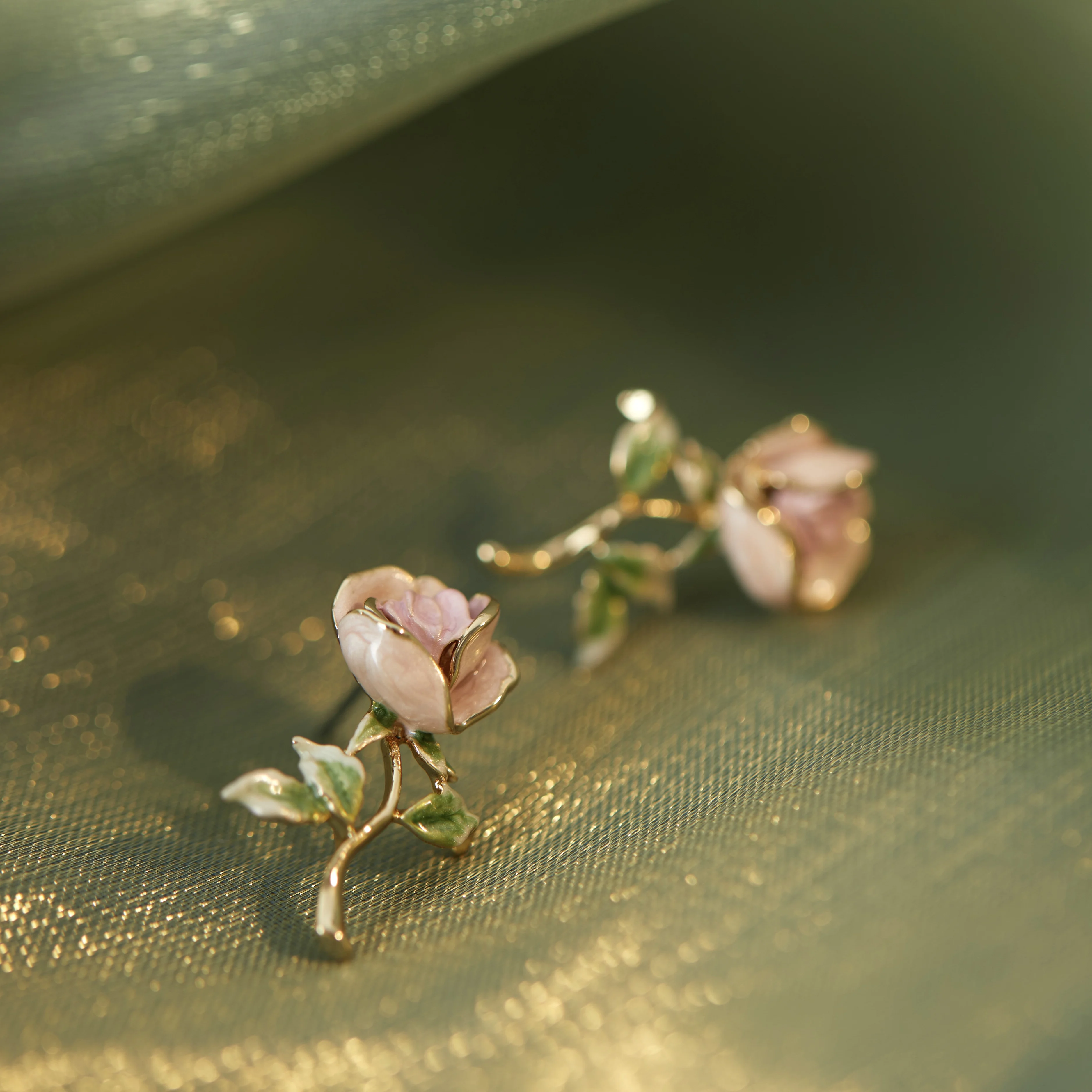 Duleli Garden Gentle Cute Pink Rose Vintage Exquisite Enamel Drop Glaze Brass Ear Studs Fashion Jewelry for Women Summer Gifts