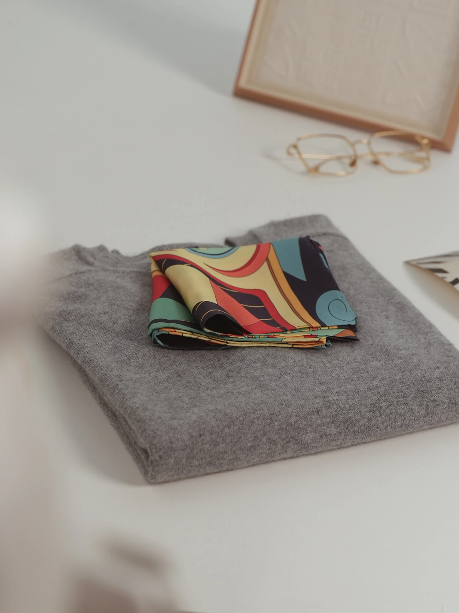 sciarpa-in-seta-gotan-serie-handrolled-sciarpa-quadrata-in-twill-di-seta-multicolore-da-donna-accessorio-estivo-alla-moda