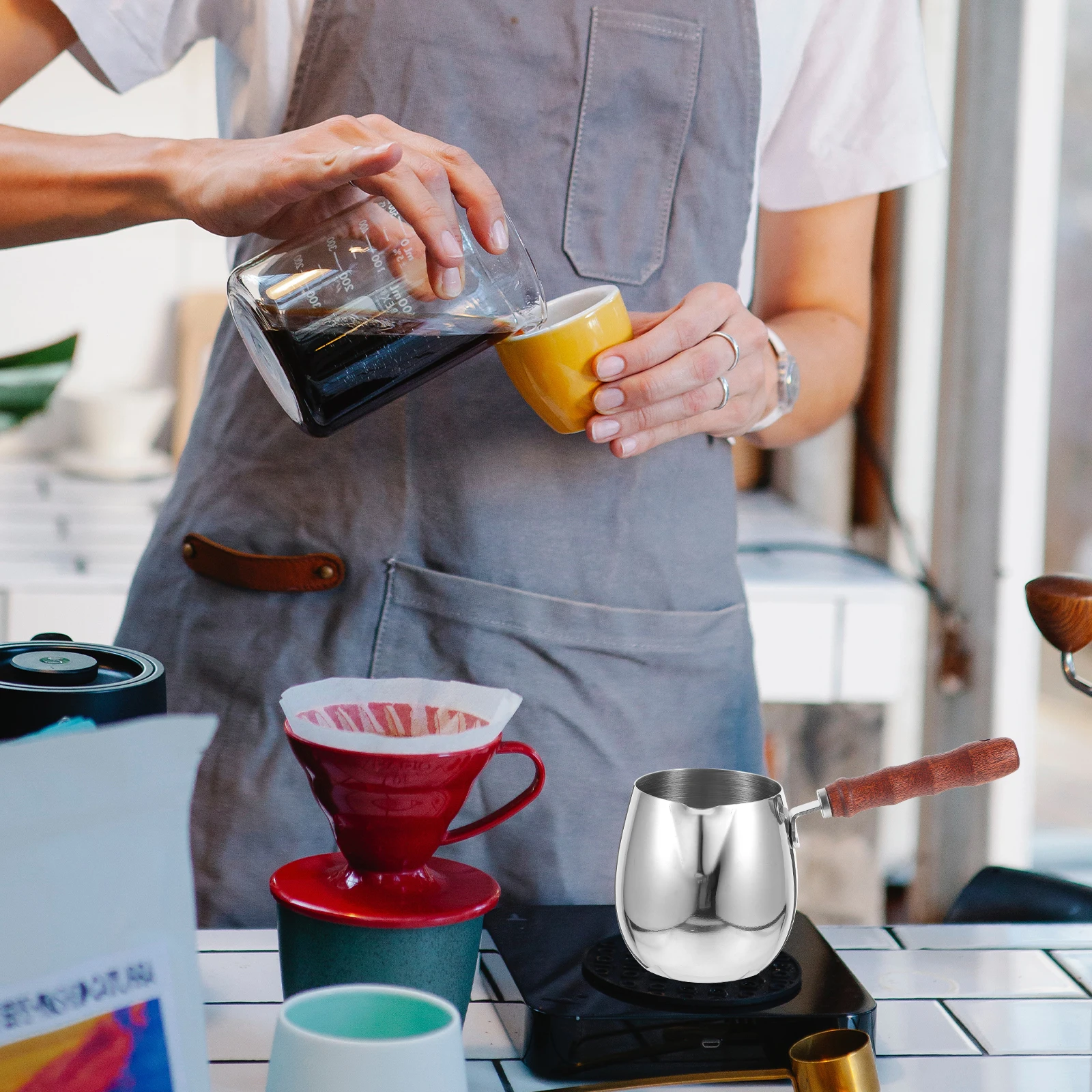 

Stainless Steel Milk Frothing Pitcher Wooden Handle Precision Measurement Latte Art Cup Espresso Steaming Pitcher