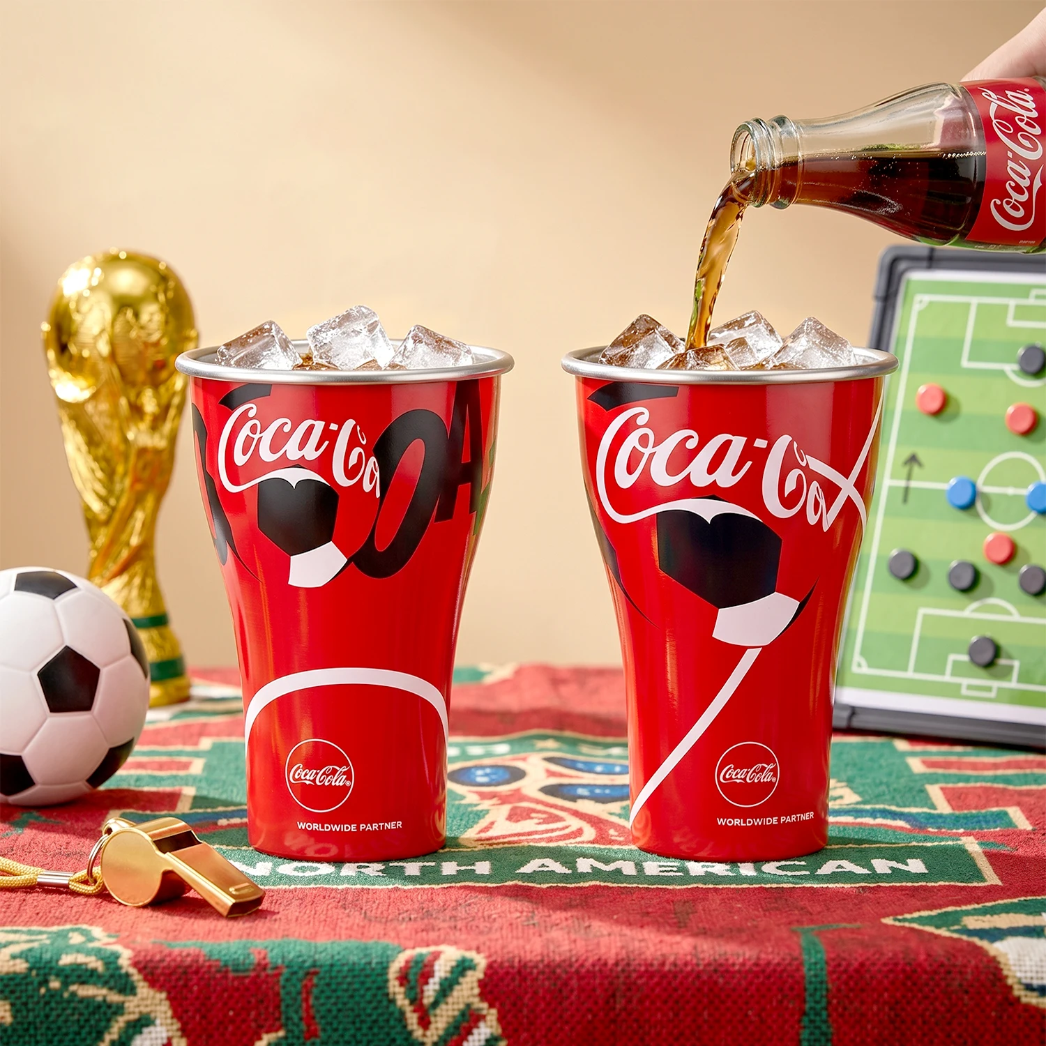 Cold Drink Aluminum Football Beer Mugs 450ml Reusable Drinking Cups for Cola Beer Water Juice Outdoor Camping Party Use