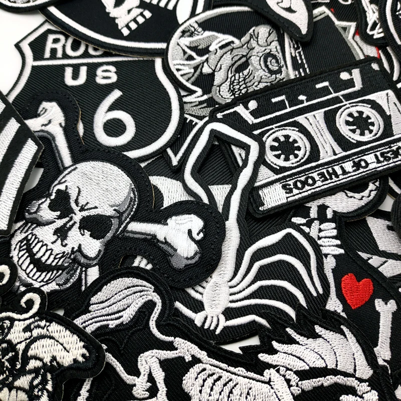 SKULL Cassette Butterfly Iron On Patches Apparel Sewing Fabric Handmade Appliques For Clothing Music Stickers Badges Parche ROCK