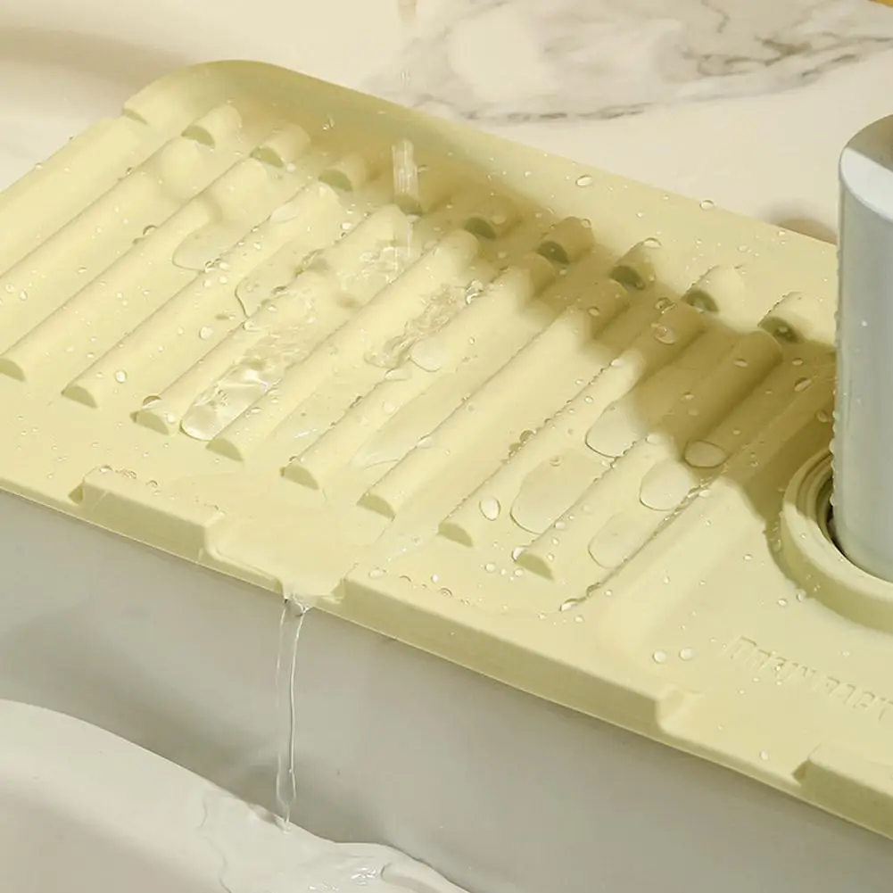 Kitchen Silicone Sink Faucet Mat Splash Guard for Sink Faucet Absorbent Sink Protectors Pad Kitchen Sink Gadgets Table Protector