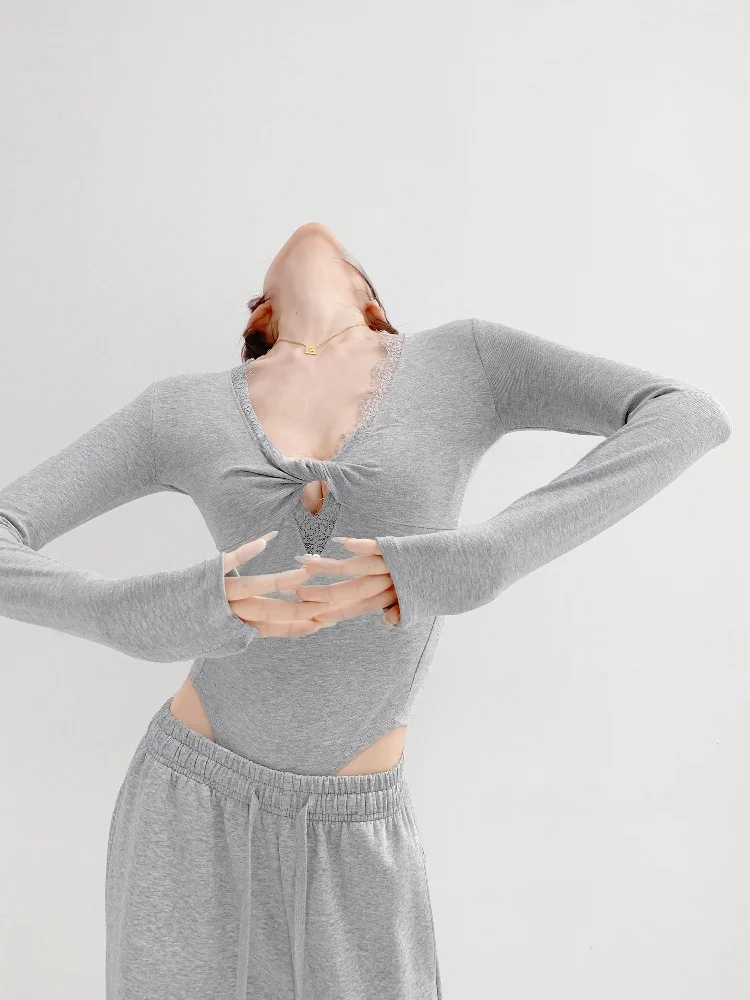 

Sexy V-Ne Lace Hollow Knot Long Sve Onesie Women Tight Slimming Inner Wear Base irt High Waist ort Pants Summer 2025