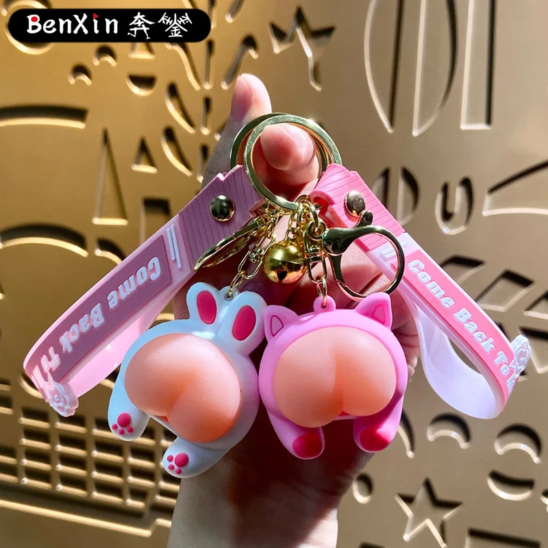 

miniso New keychain bag pendant, cartoon and cute car key chain pendant