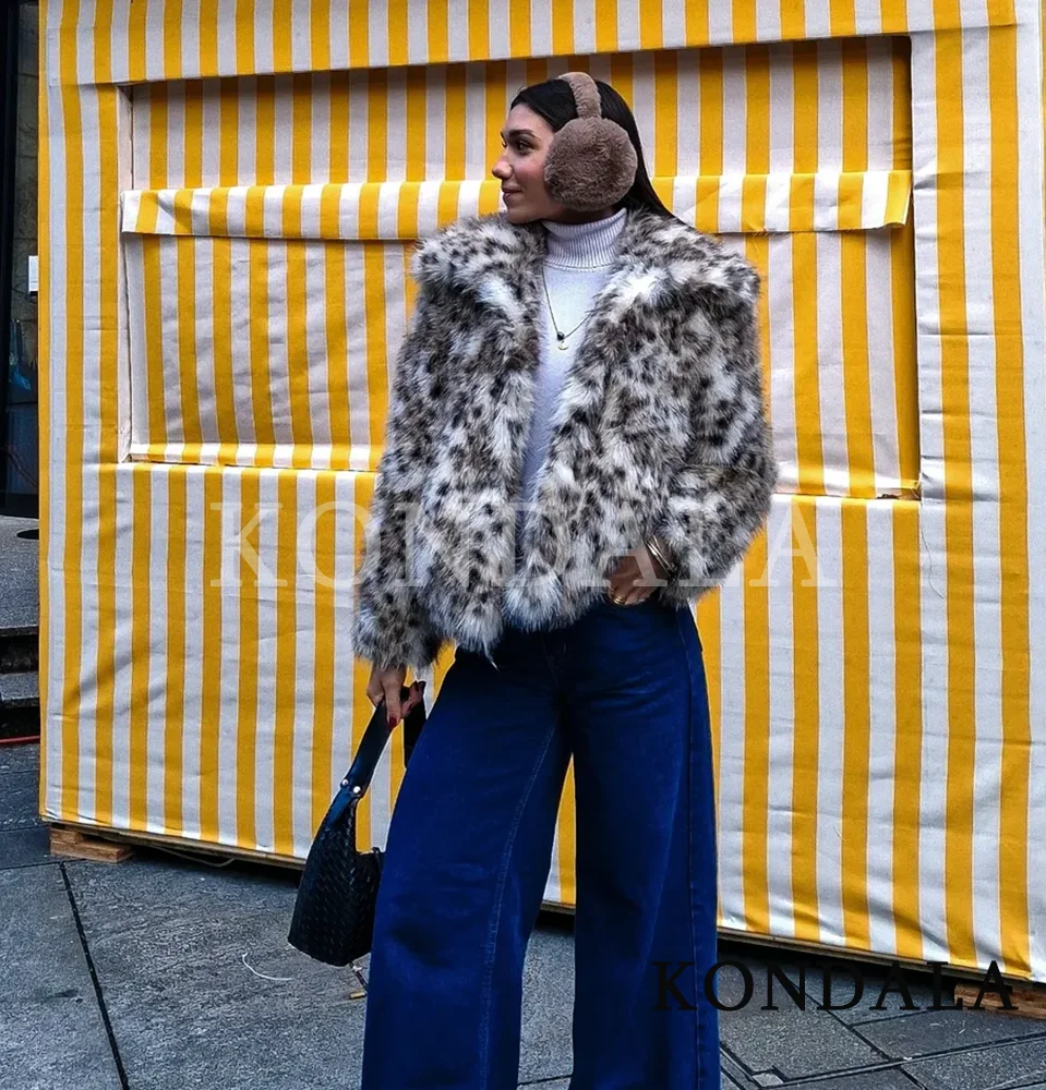 Faux Fur Thickened Leopard Coat Women Fall Winter Warm Coat Lapel Loose Fur Jacket Coat 2025 Fashion High Street Ladies Coat