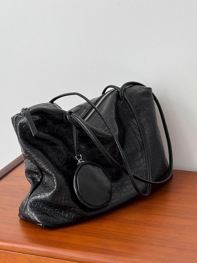 

Black Fashion Crocodile Pattern Tote Bag Genuine Women Leather Bag\Handbag Real Leather Female Underarm Shoulder Commuter Bag