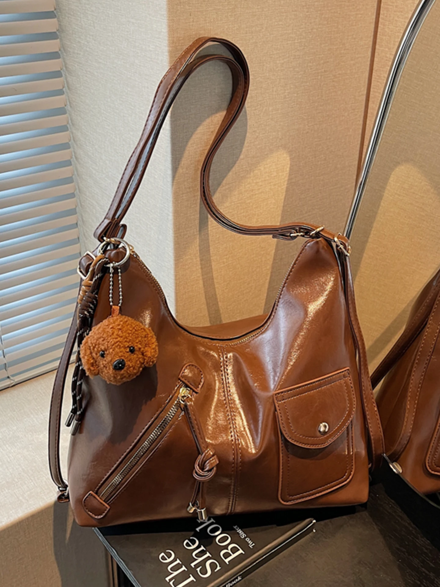 PU Leather Tote Bags for Woman 2025 Autumn New Large Capacity High End Casual Backpack Zipper Fashion Versatile Shoulder Bag