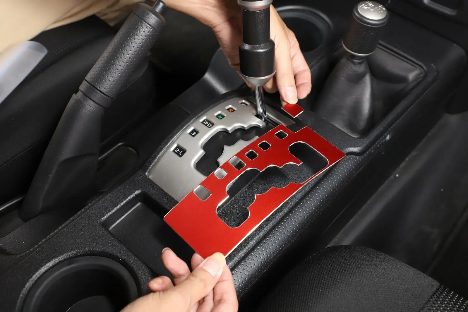 

LHD Car Central Control Shift Gear Panel Cover Trim For Toyota FJ Cruiser 2007-2021 Aluminum Alloy Gear Anti-Scratch Pad