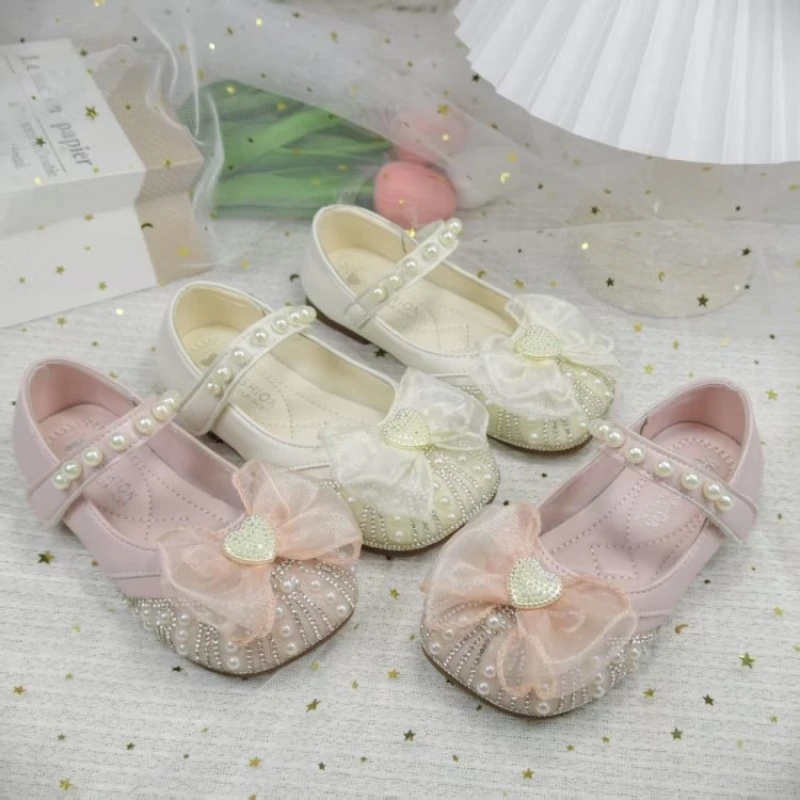 

Girls Sparkly Rhinestone Leather Shoes with Beaded Bow 2026 New Summer Toddler Mary Jane Flats Trendy Elegant Party Dress Up