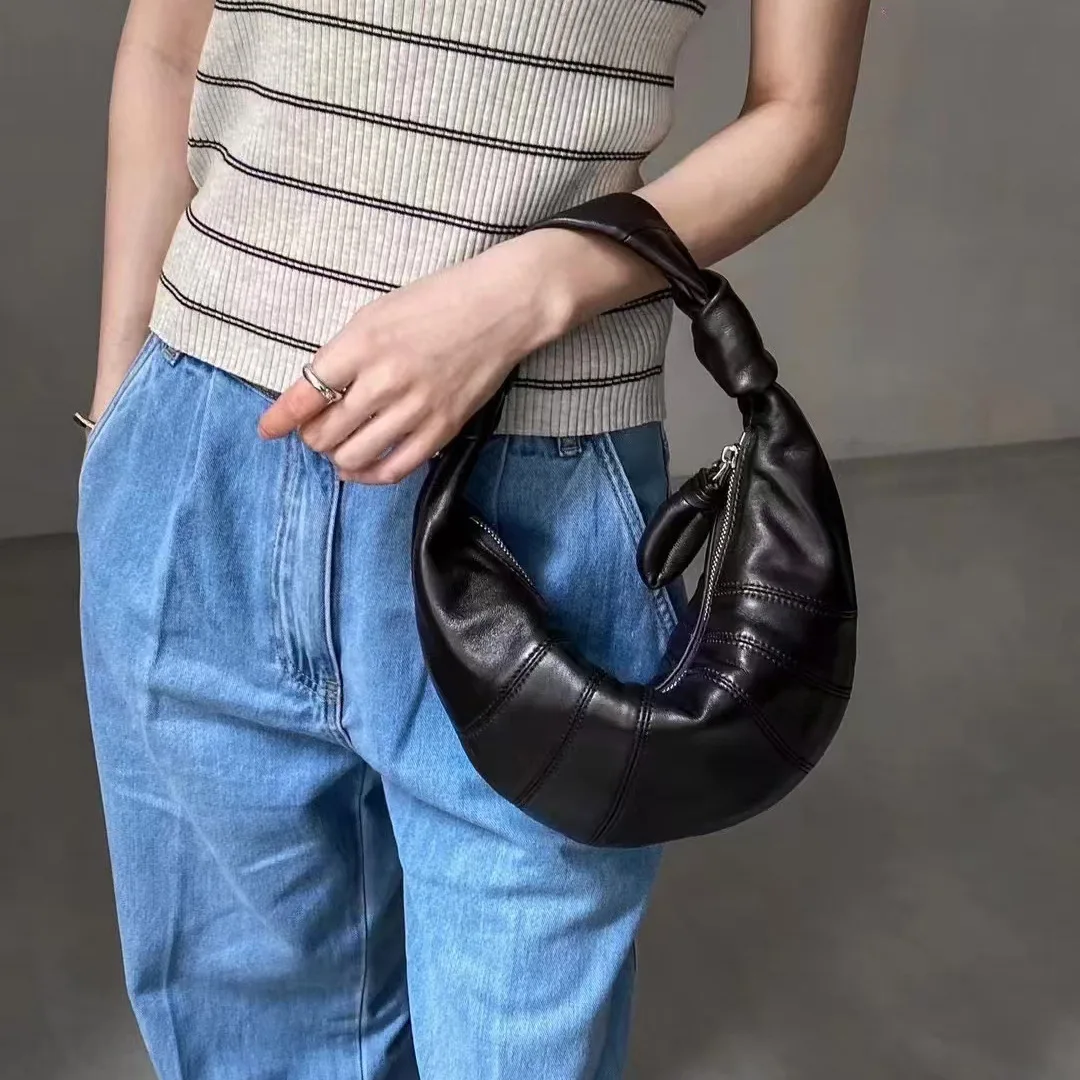 

Unique Design Sensation Cow Horn Bag eep Leather Small Handbag Genuine Leather Women's Bag Underarm Dumpling Bag