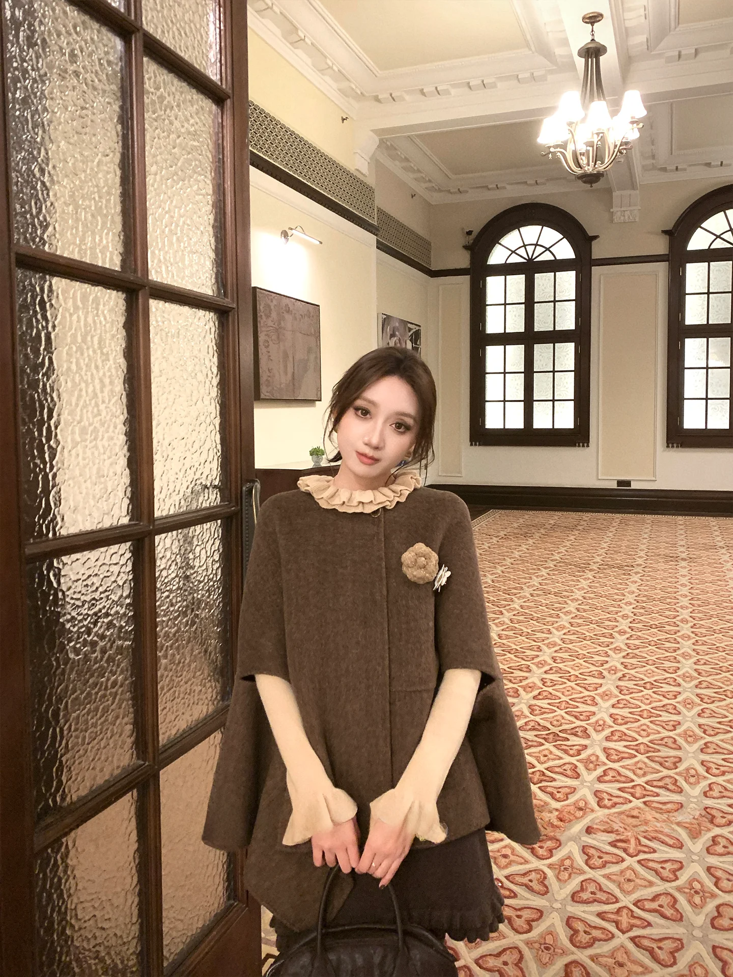 

Новый комплект Tina Fairy: шерстяное пальто цвета орехового кофе и накидка для женщин, тонкая зимняя верхняя одежда Cleanfit Sle, молодежная мода онлайн