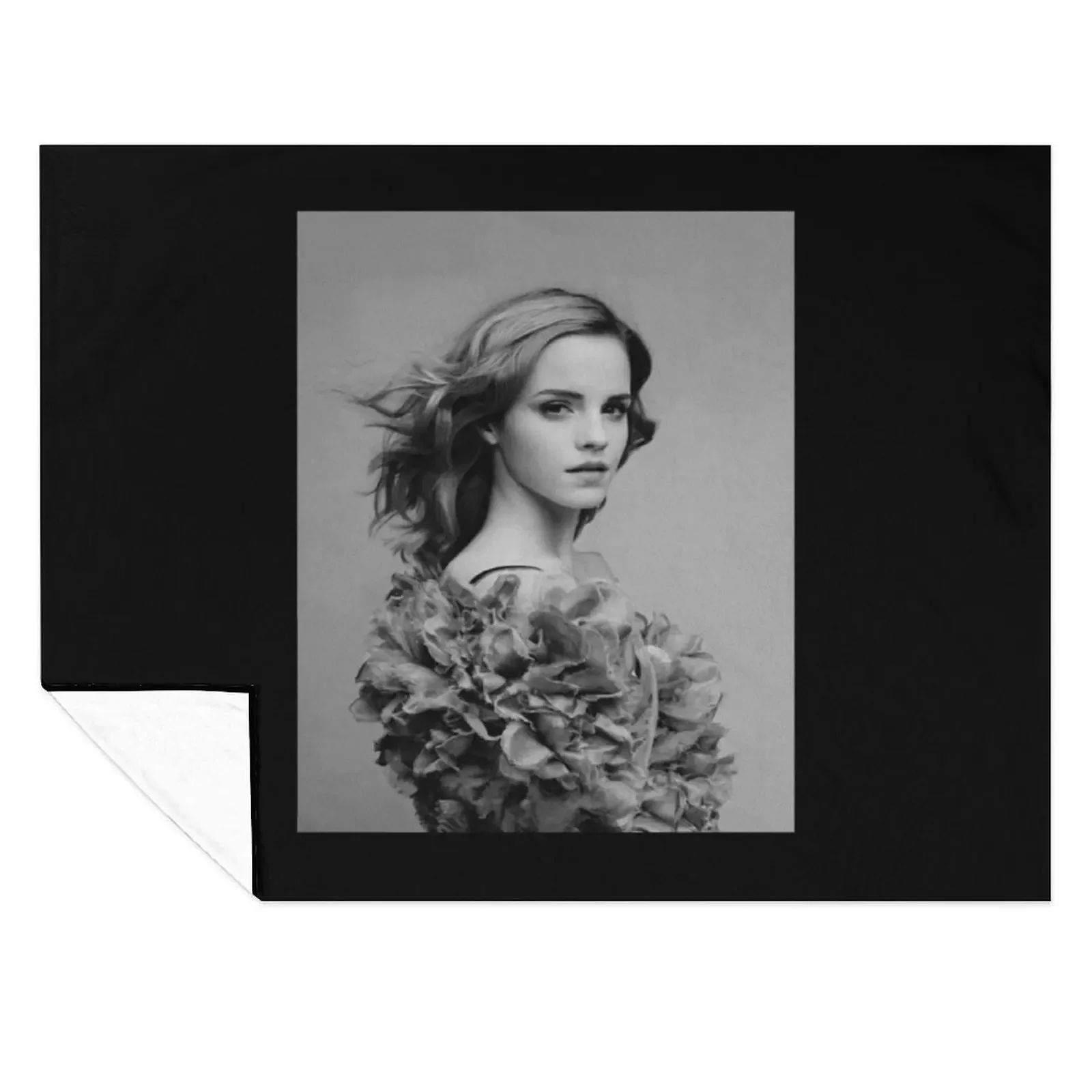 

Emma watson Classic T-Shirt Throw Blanket Quilt Bed covers Sofa Decorative Throw Blankets
