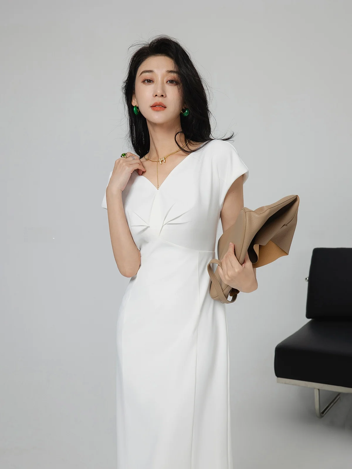 

Dragon Happin Cloud Dr V-ne f-sve 3D Chest Line Slit Dr High Waist A-line Long Skirt Commute Sle Polyester...