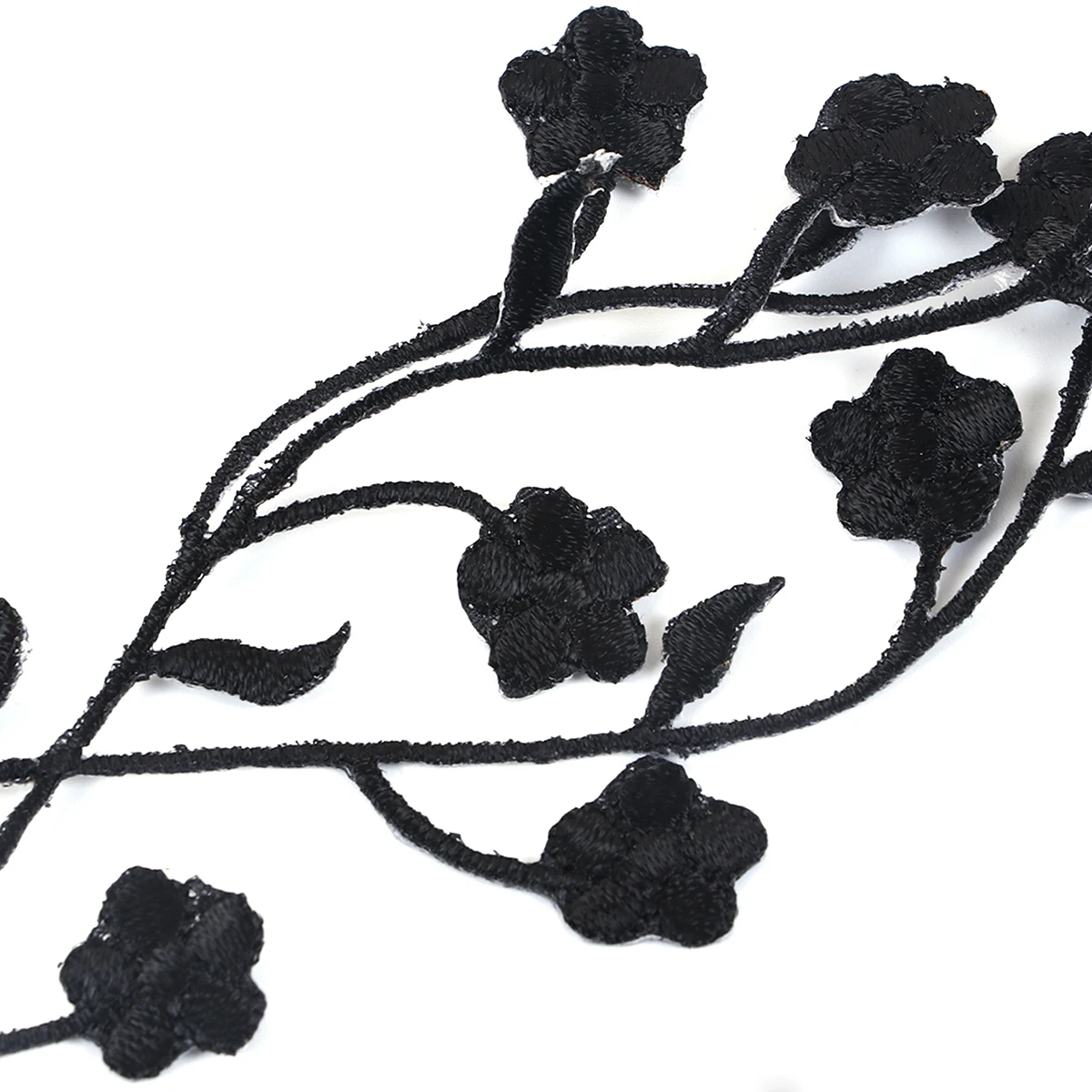 1 Pc Black& Silver Color Flower Embroidery Leaf Polyester Patches Sticker for Clothes Patches Applique Embroidery Flower Patches